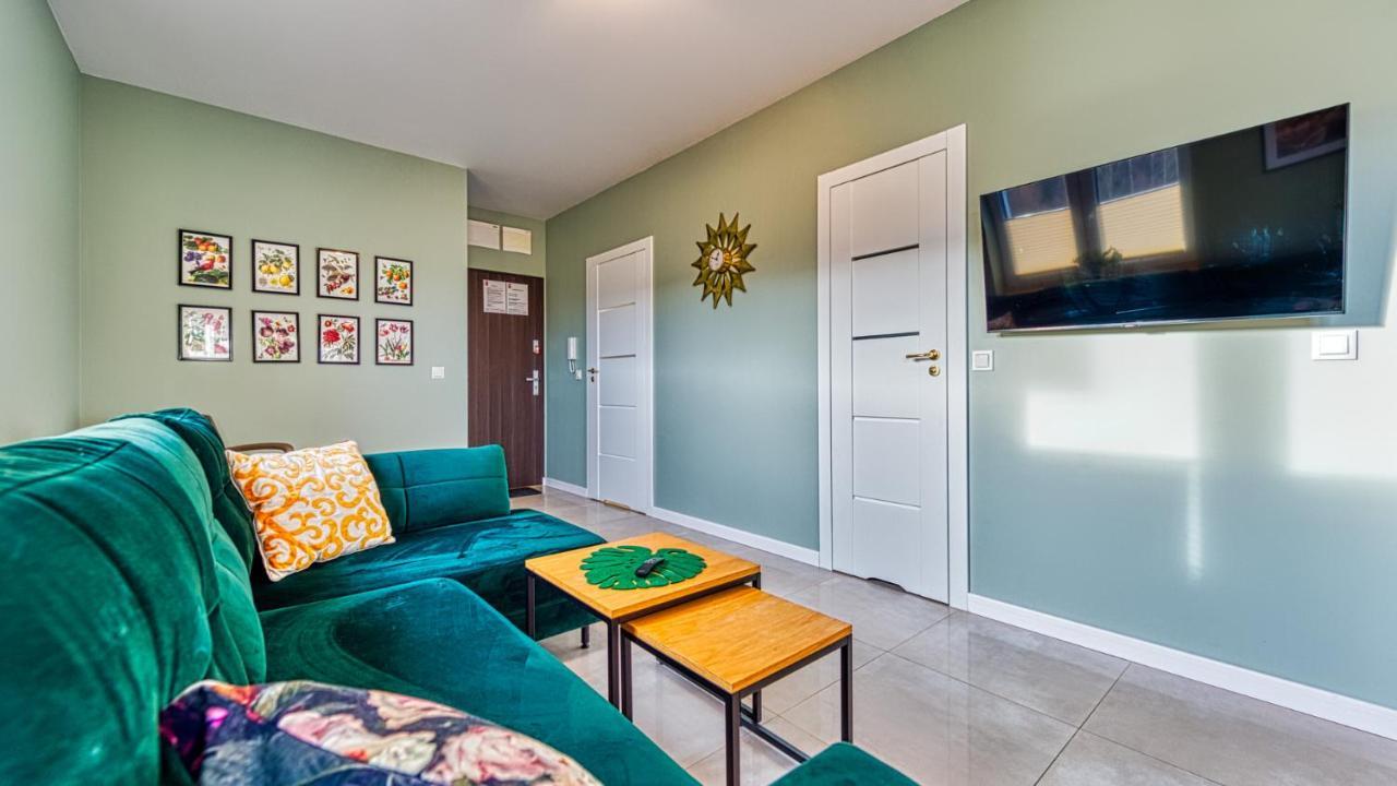 Apartament Kwiatowy - 5D Apartamenty ชเวียราโดว์-สโดรยจ์ ภายนอก รูปภาพ